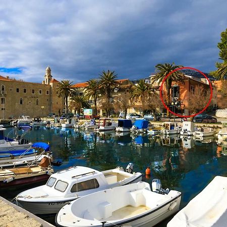 Holiday Home Obrov Kastela Ngoại thất bức ảnh