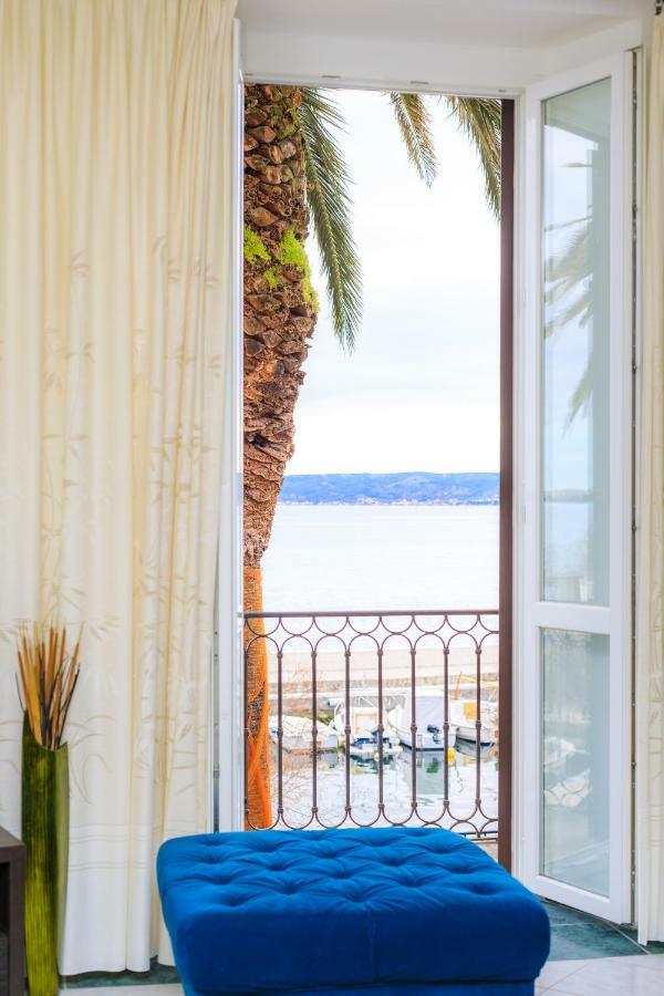Holiday Home Obrov Kastela Ngoại thất bức ảnh
