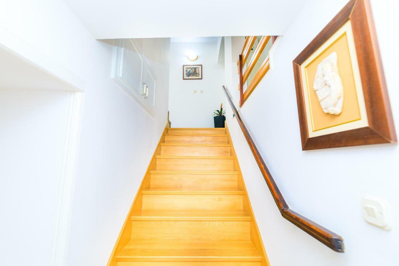 Holiday Home Obrov Kastela Ngoại thất bức ảnh